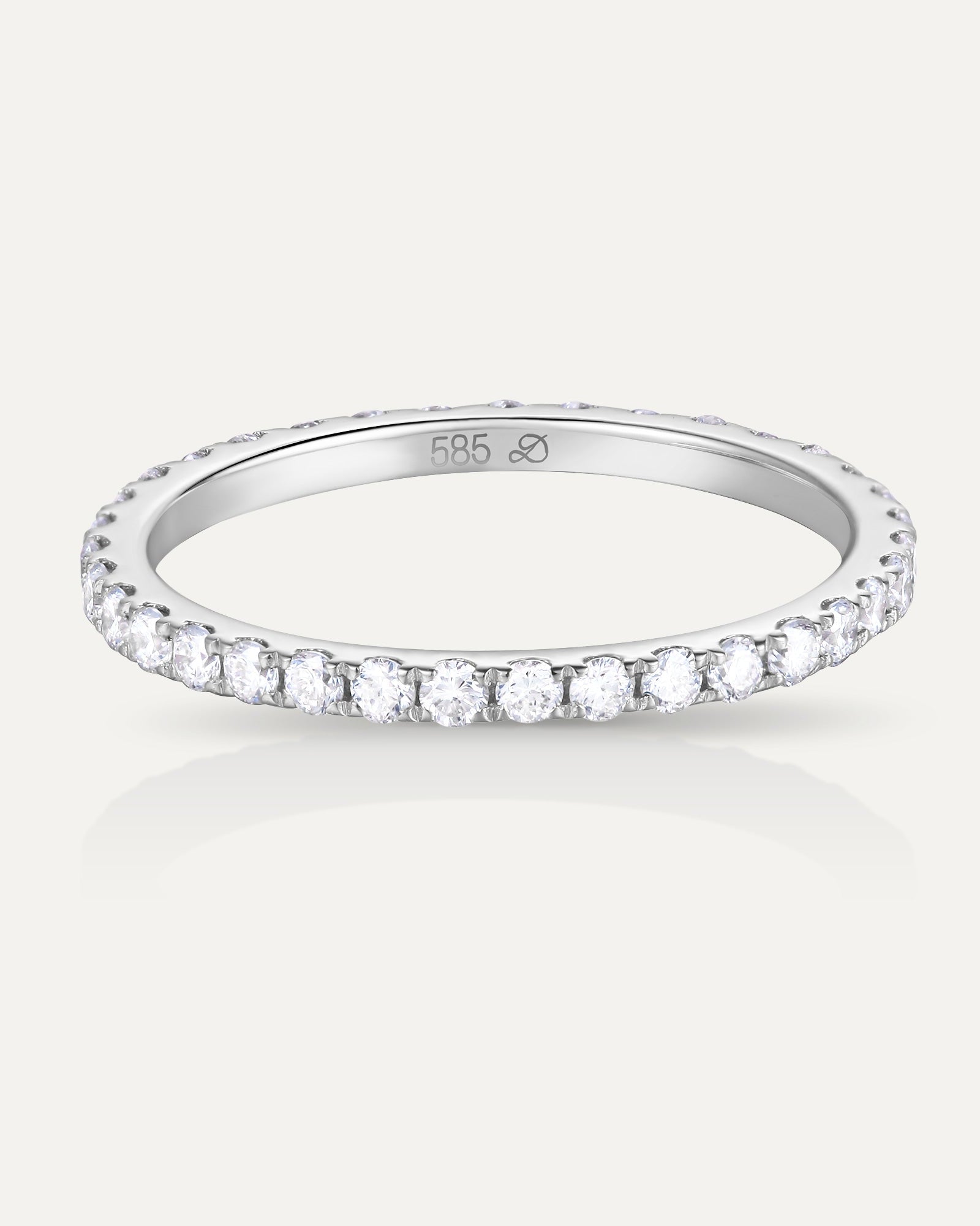 Bague d'alliance pavée en or blanc recyclé 14 carats et diamant de synthèse