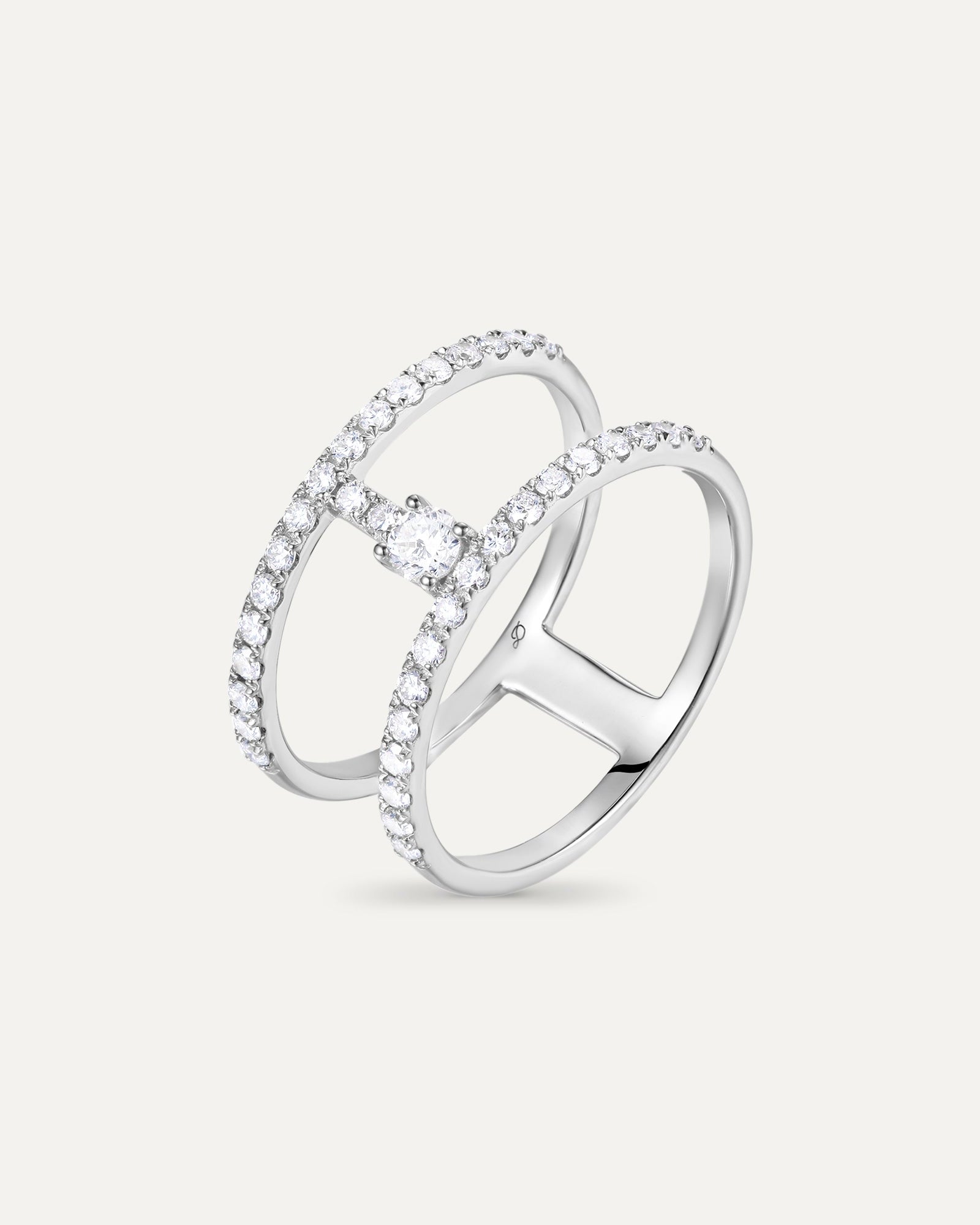 Bague pavée deux rangs en or blanc recyclé 14 carats et diamant de synthèse