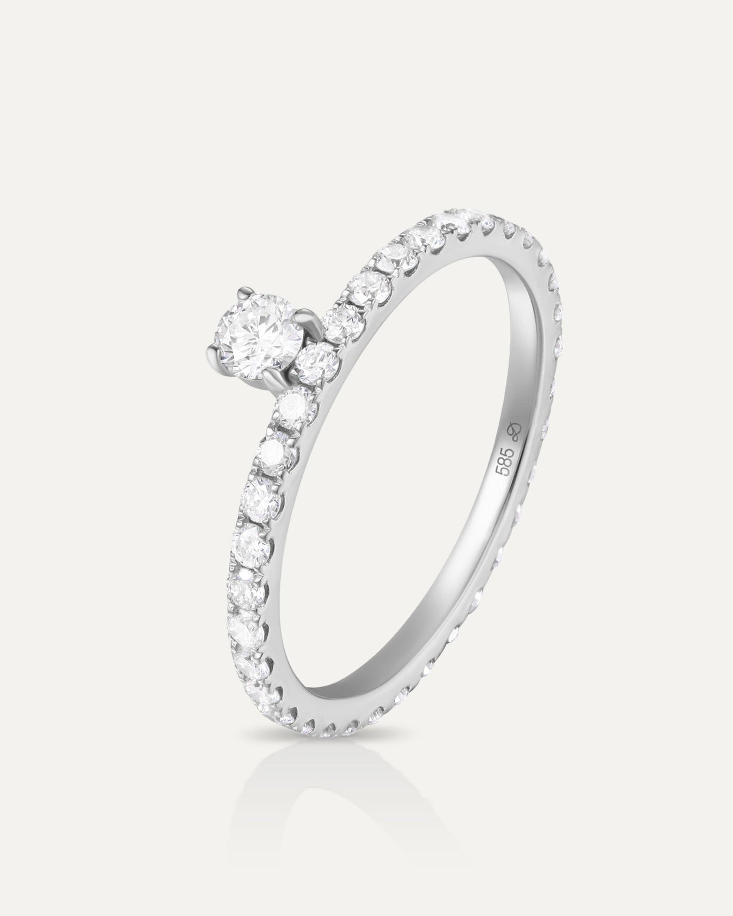 Bague solitaire pavée en or blanc recyclé 14 carats et diamant de synthèse