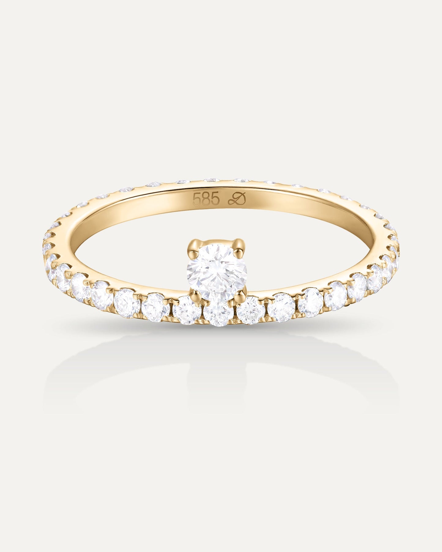 Bague solitaire pavée avec de l'or jaune recyclé 14 carats et diamant de synthèse