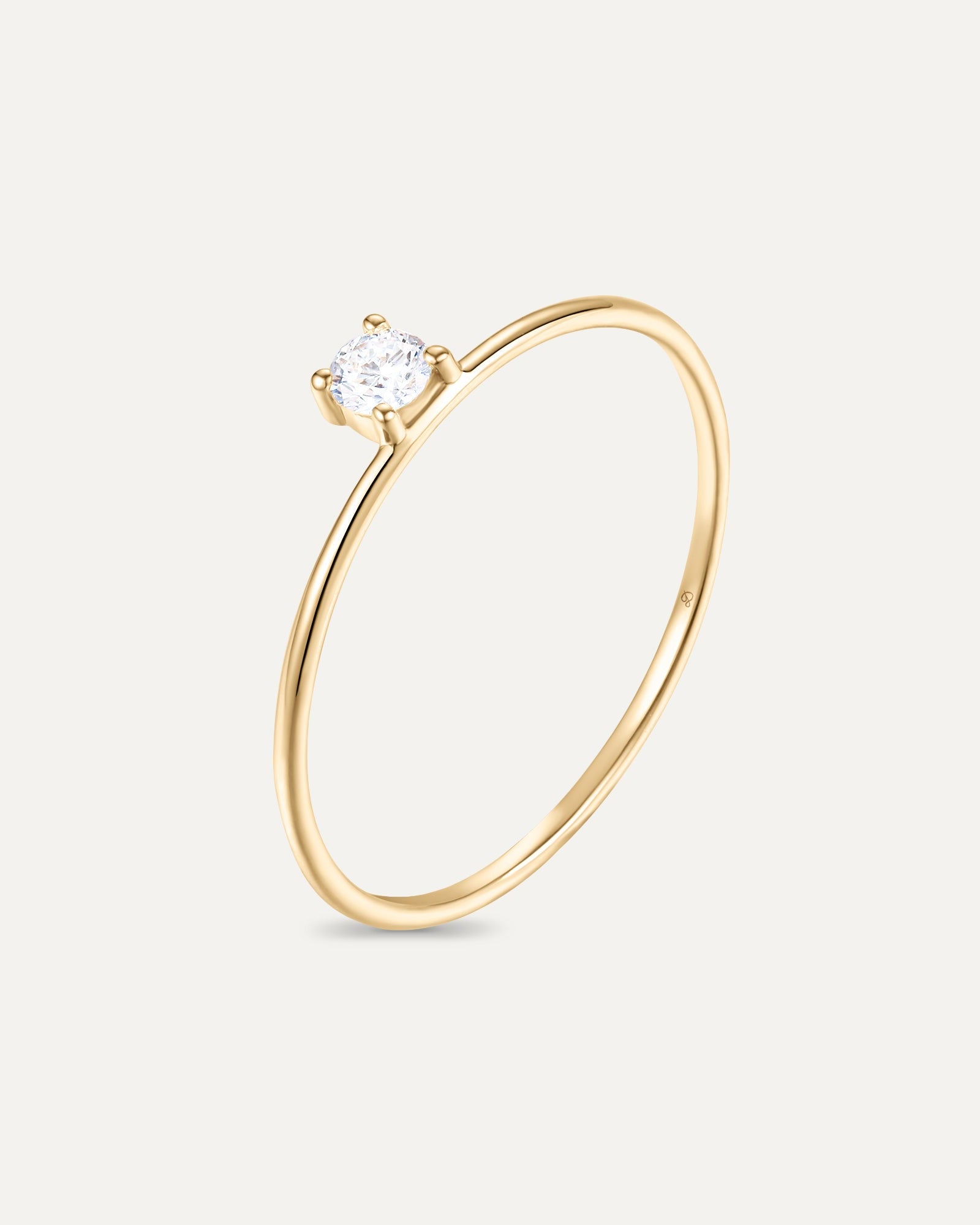 Bague solitaire un diamant en or jaune recyclé 14 carats et diamant de synthèse