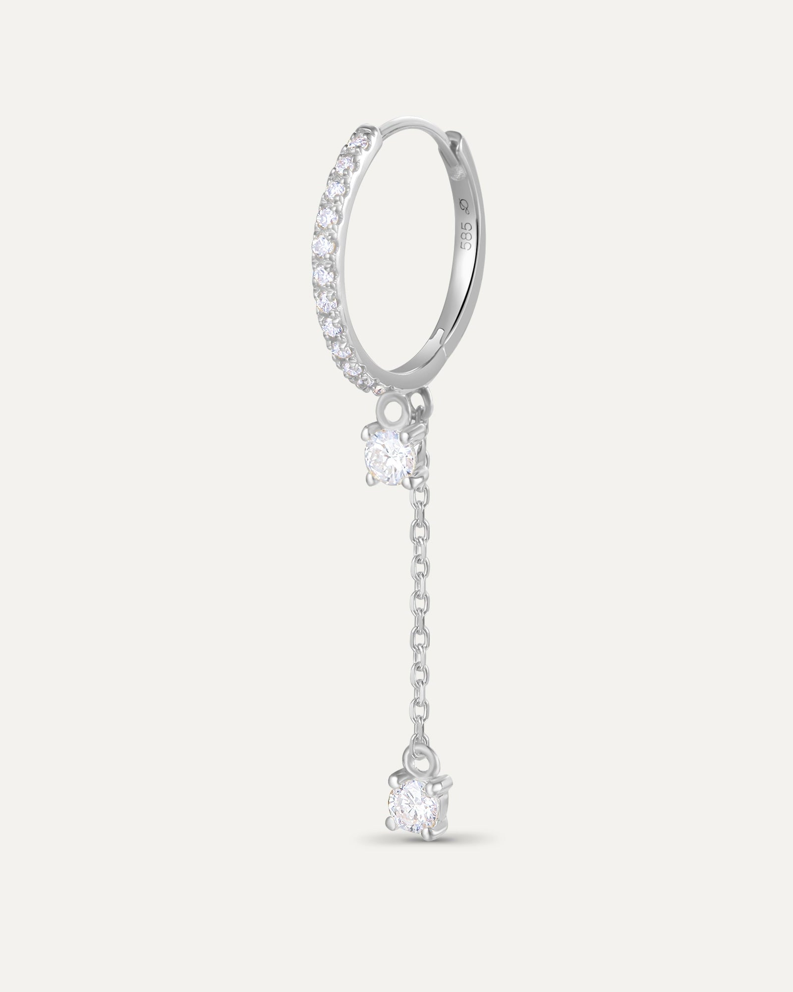 Boucle d'oreille pavée chaîne en or blanc recyclé 14 carats et diamant de synthèse