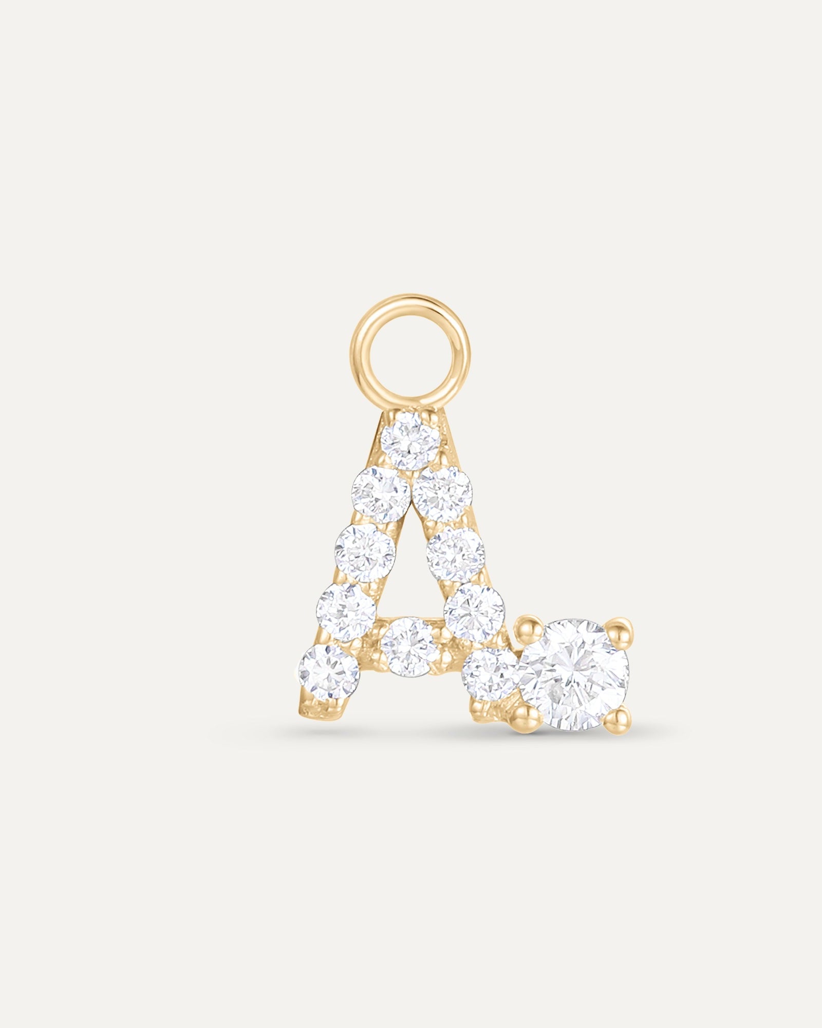 Charm lettre A en or jaune recyclé 14 carats et diamant de synthèse