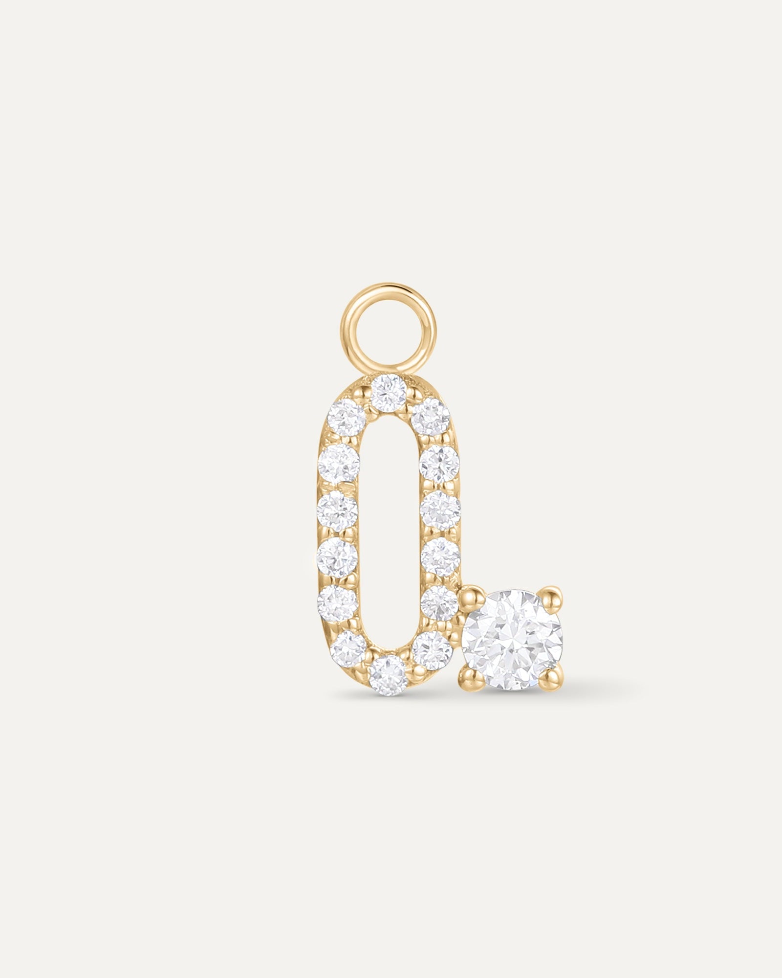 Charm lettre O en or jaune recyclé 14 carats et diamant de synthèse