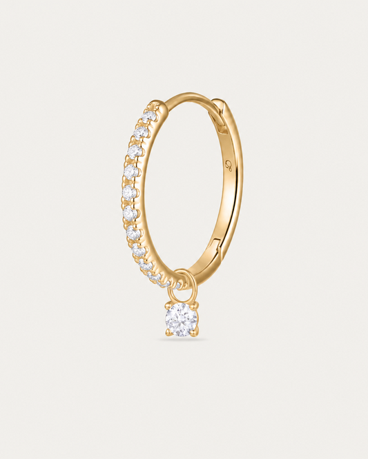 Boucle d'oreille MUST Créole Pavée Solo — or jaune massif 14 carats pavé diamants charm solitaire