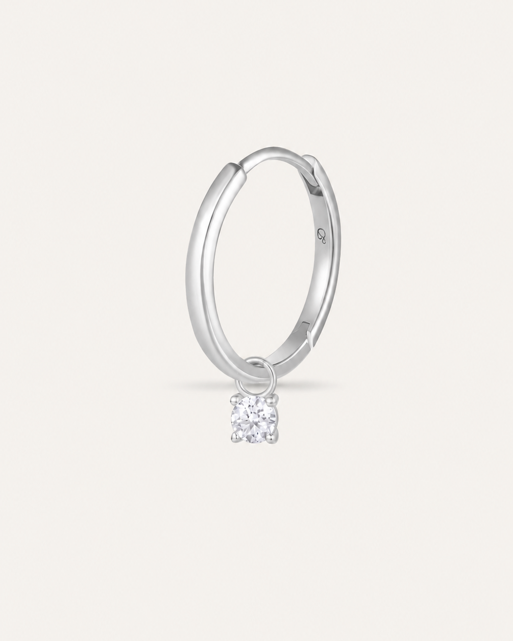 Boucle d'oreille MUST Créole Solo — or blanc massif 14 carats diamant synthèse