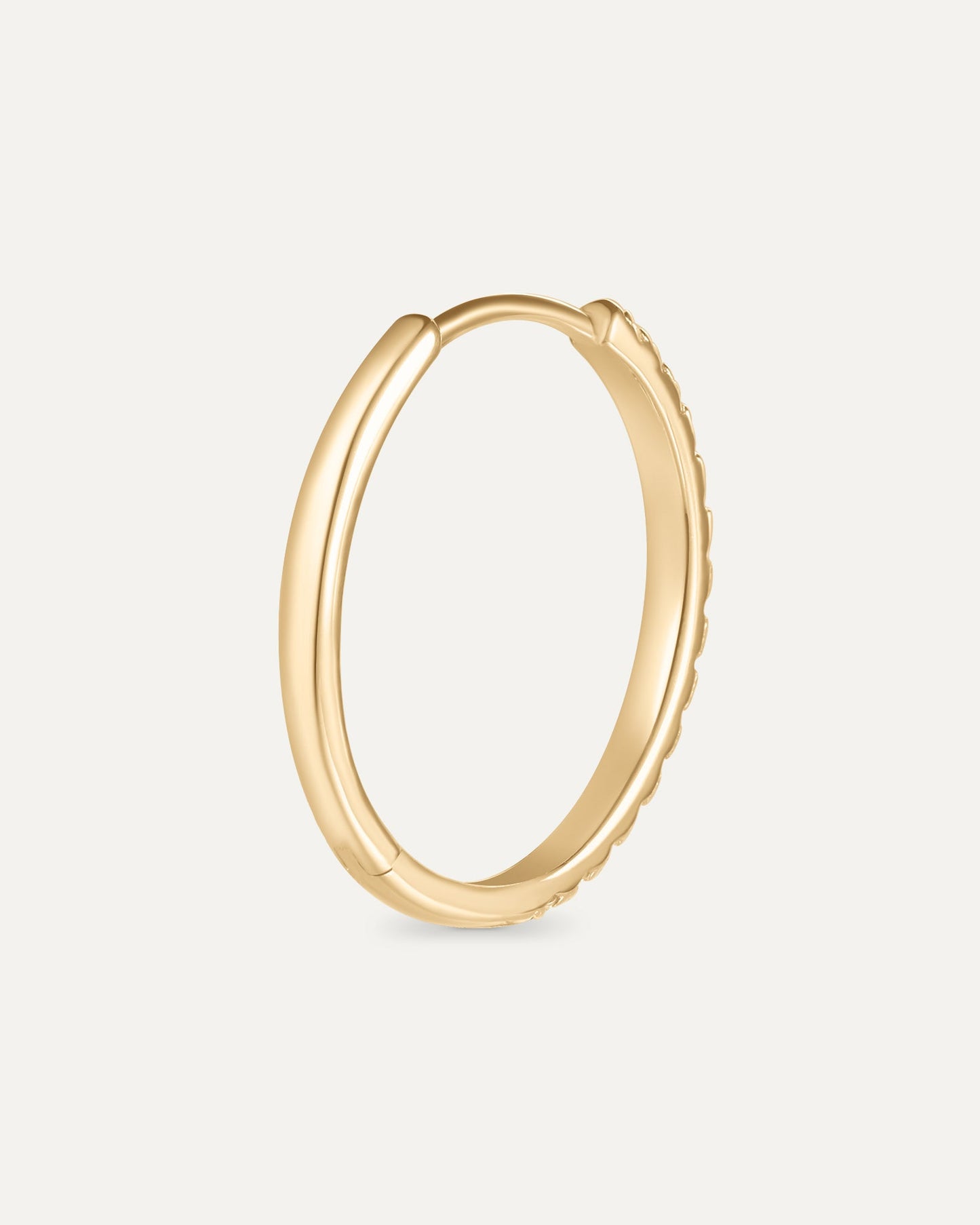 Détail Créoles pavées diamant 12mm en or massif 375 jaune