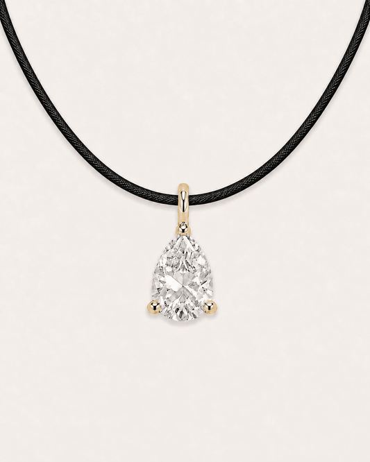 Détail Collier cordon noir LA POIRE Signature — or jaune massif 14 carats diamant synthèse taille poire 0,50 ct D–E VS+ DYAMKA