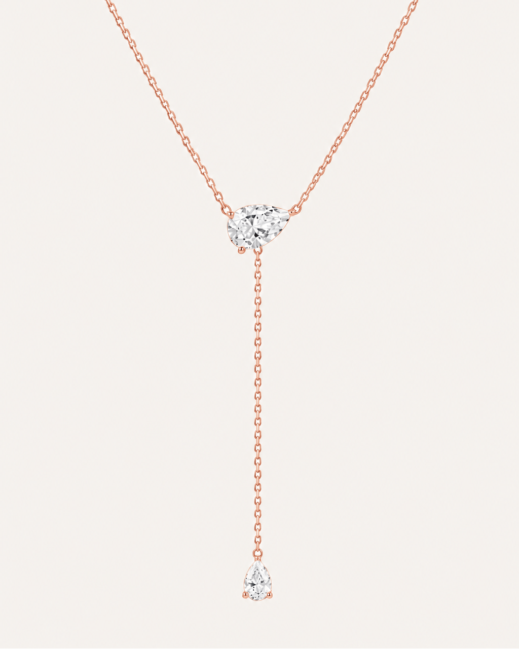 Détail Collier cravate LA POIRE Allure — or rose massif 14 carats deux diamants synthèse taille poire D–E VS+ DYAMKA